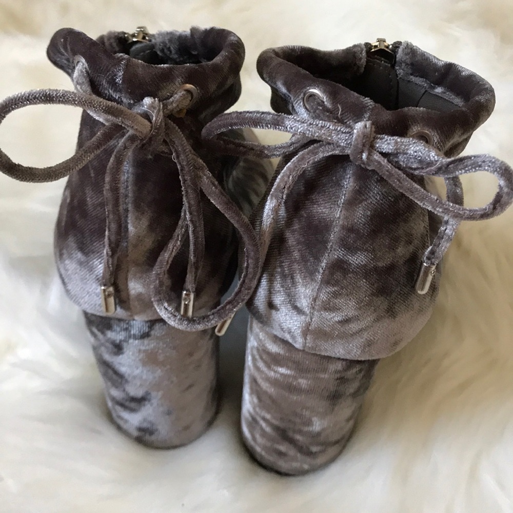 REPORT Velvet Bootie - Picture 6 of 7